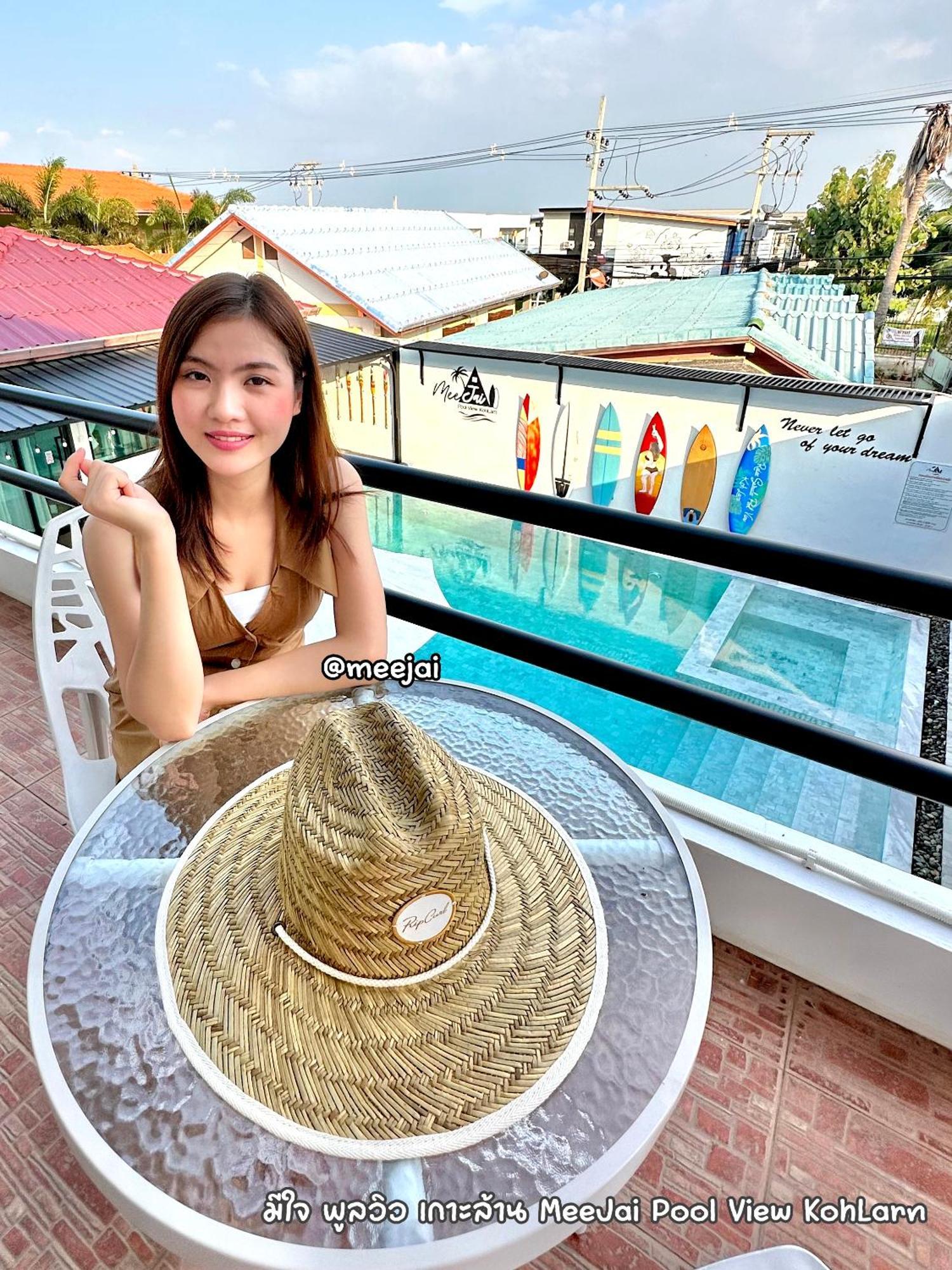 Готель มีใจ พูลวิว เกาะล้าน Meejai Pool View Kohlarn Екстер'єр фото